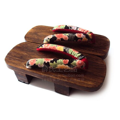 Traditional discount flat sandals